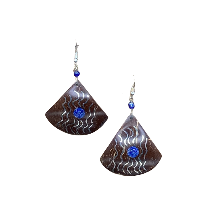 Coconut shell earrings with silver inlay