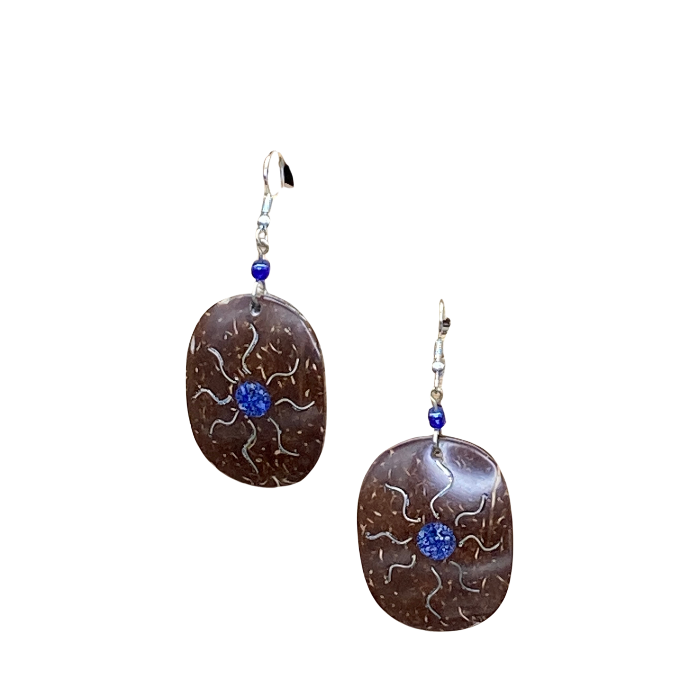 Coconut shell earrings with silver inlay