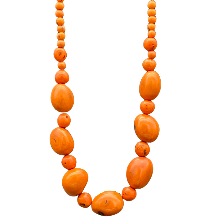 Georgeous, bold necklace made from whole tagua nuts