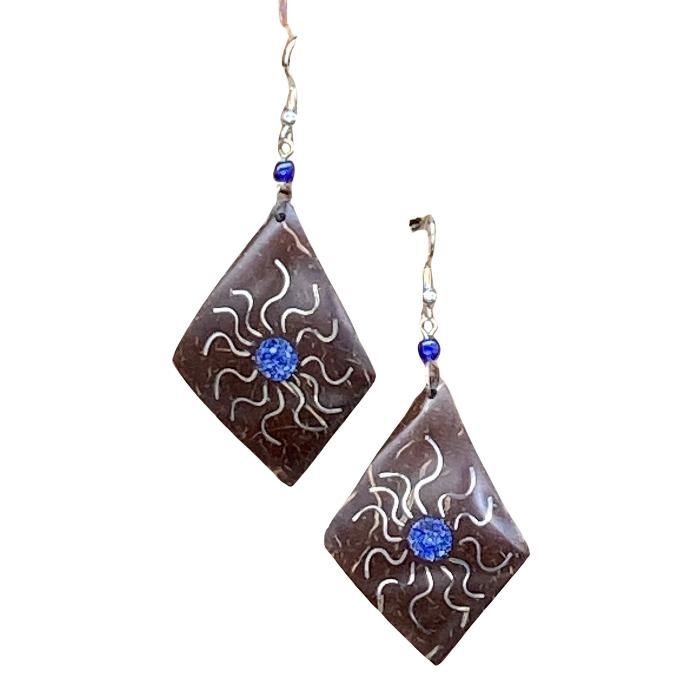 Coconut shell earrings with silver inlay
