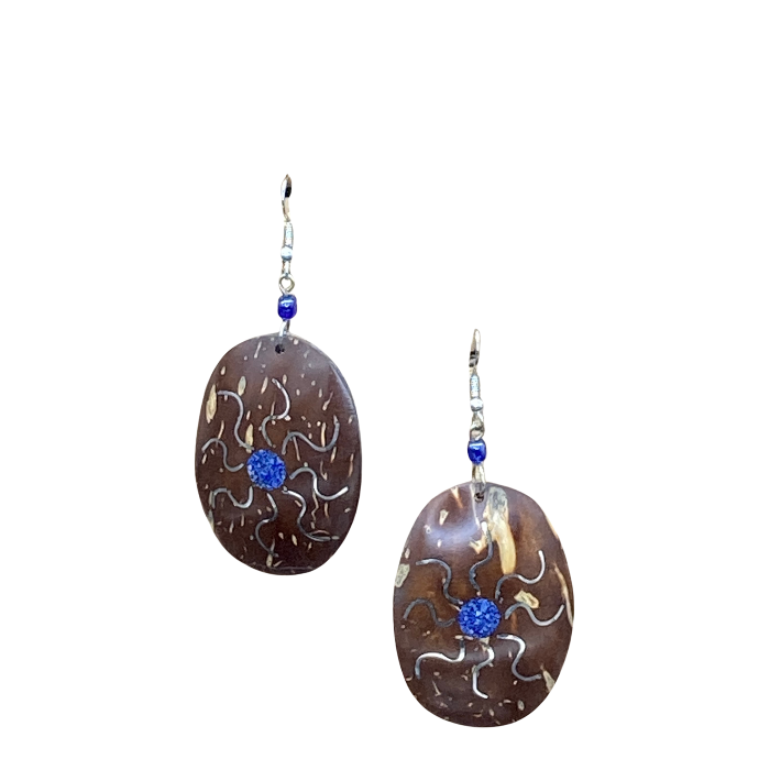 Coconut shell earrings with silver inlay